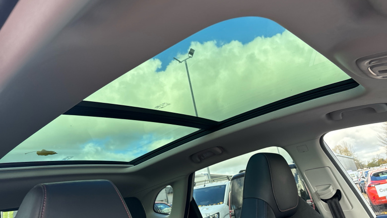 MG Hs 1.5 T-GDI Exclusive 5dr Petrol Hatchback